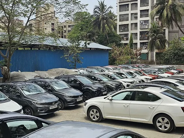 Used Skoda Rapid [2014-2015] 1.6 MPI Ambition MT in Mumbai