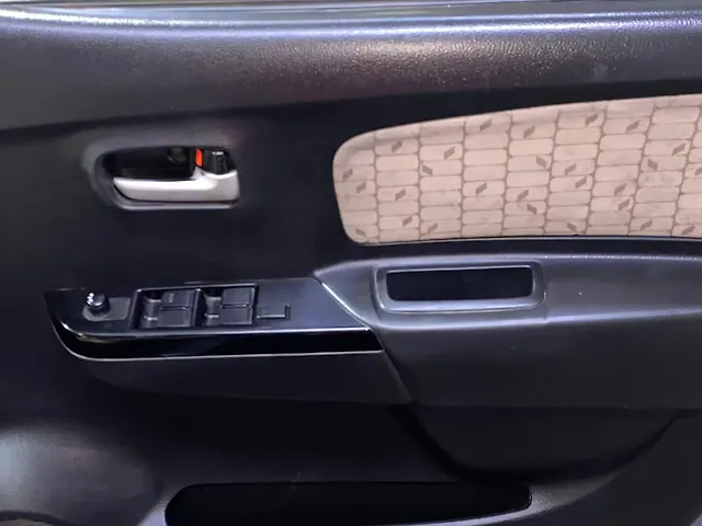 Used Maruti Suzuki Wagon R 1.0 [2014-2019] VXI in Kolkata