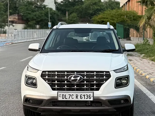 Used 2020 Hyundai Venue in Delhi