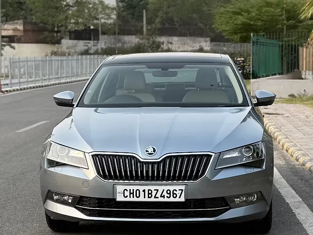 Used 2019 Skoda Superb in Delhi