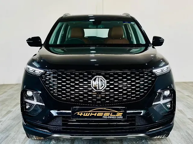 Used 2023 MG Hector Plus in Hyderabad Used 2023 MG Hector Plus in Hyderabad