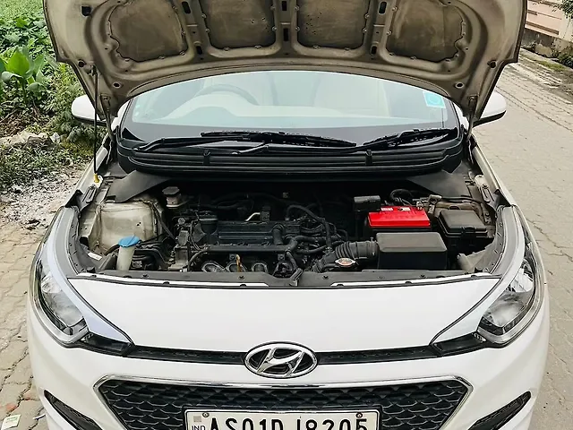 Used Hyundai Elite i20 [2016-2017] Magna 1.2 [2016-2017] in Guwahati