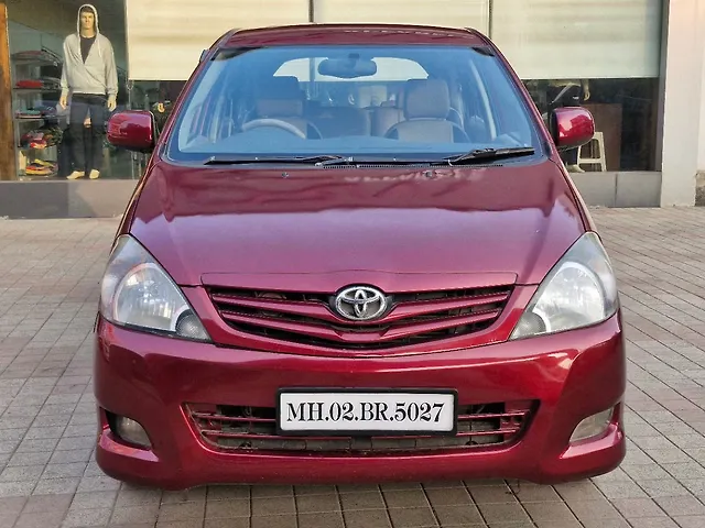 Used 2011 Toyota Innova in Mumbai