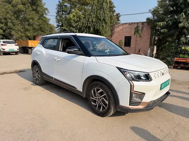 Used Mahindra XUV400 EL 39.4 KWH in Delhi
