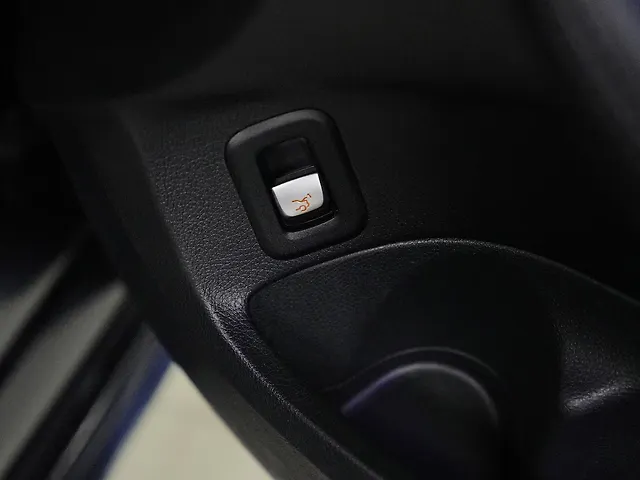 Used Mercedes-Benz C-Class [2018-2022] C 300d AMG line in Delhi