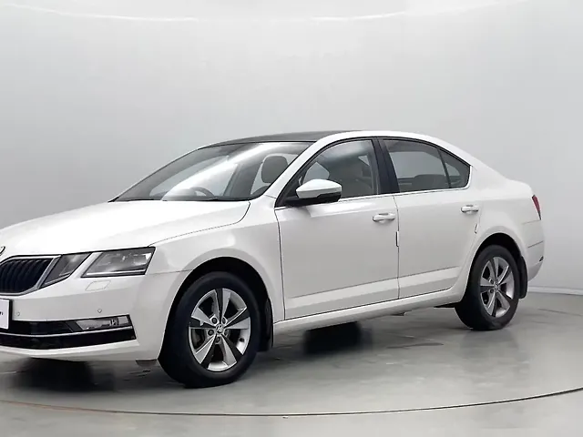 Used 2017 Skoda Octavia in Jaipur