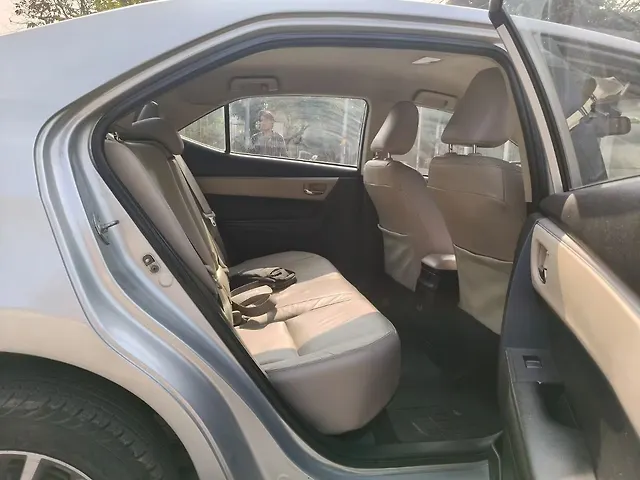 Used Toyota Corolla Altis [2014-2017] VL AT Petrol in Kanpur