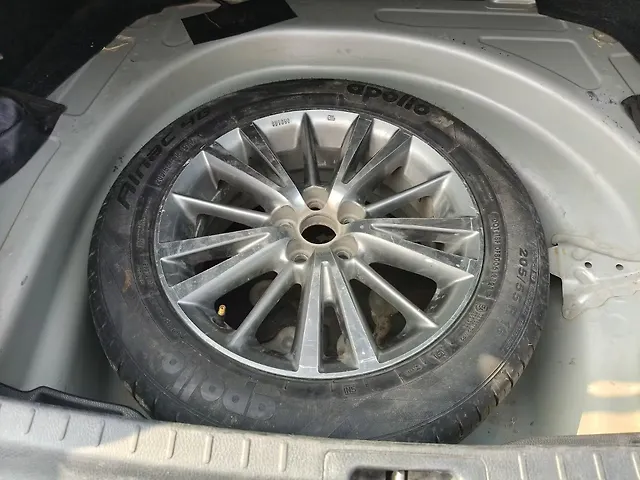 Used Toyota Corolla Altis [2014-2017] VL AT Petrol in Kanpur