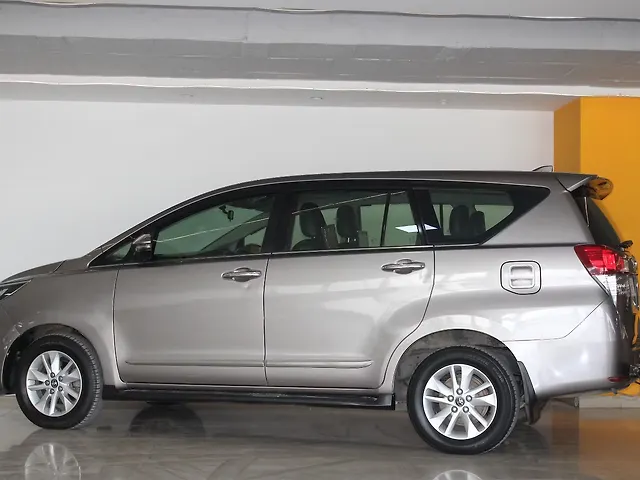 Used Toyota Innova Crysta [2016-2020] 2.4 VX 7 STR [2016-2020] in Bangalore