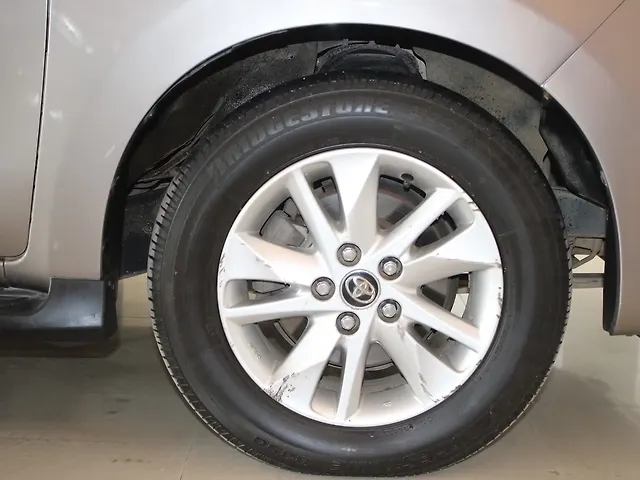 Used Toyota Innova Crysta [2016-2020] 2.4 VX 7 STR [2016-2020] in Bangalore