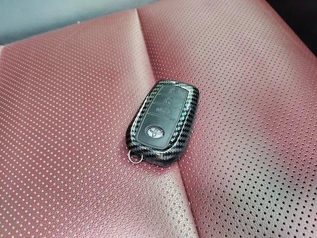 Used Toyota Fortuner Legender 4X2 2WD Diesel Turbo Automatic Dual Tone in Bangalore