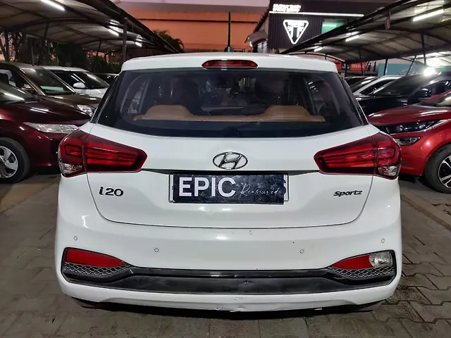 Used Hyundai i20 [2020-2023] Sportz 1.2 MT [2020-2023] in Hyderabad