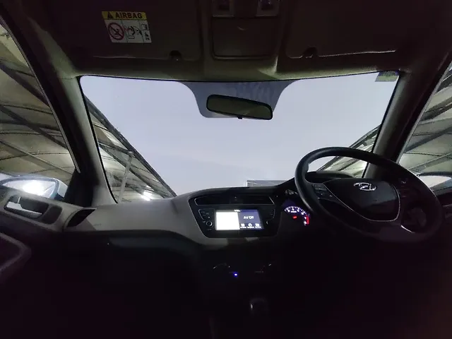 Used Hyundai i20 [2020-2023] Sportz 1.2 MT [2020-2023] in Hyderabad