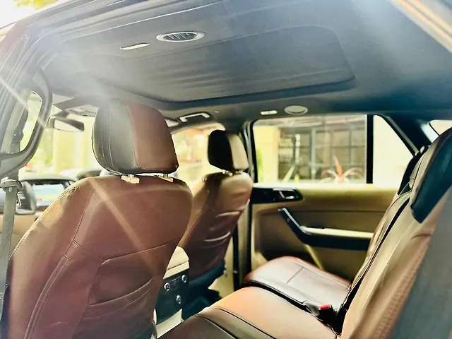 Used Ford Endeavour [2016-2019] Titanium 3.2 4x4 AT in Lucknow