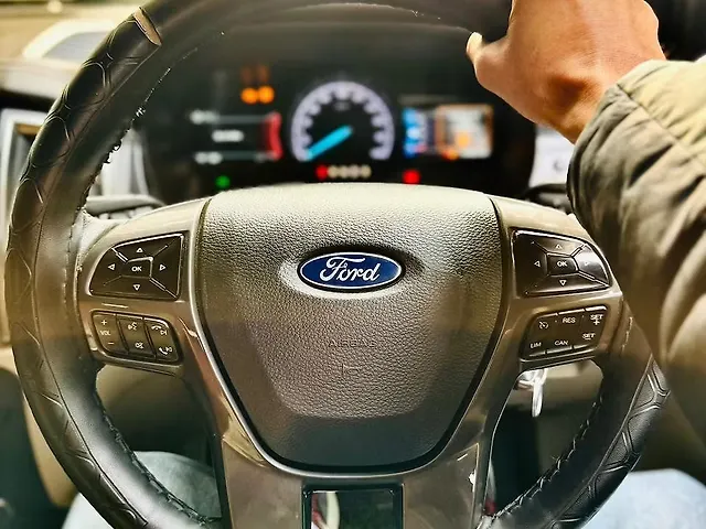 Used Ford Endeavour [2016-2019] Titanium 3.2 4x4 AT in Lucknow