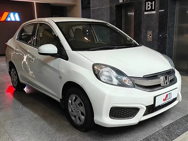 Used 2016 Honda Amaze in Ahmedabad
