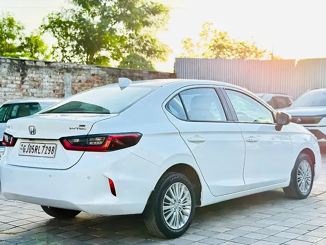 Used Honda City 4th Generation V CVT Petrol in Surat