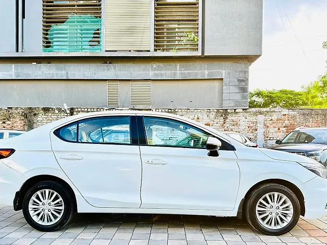 Used Honda City 4th Generation V CVT Petrol in Surat