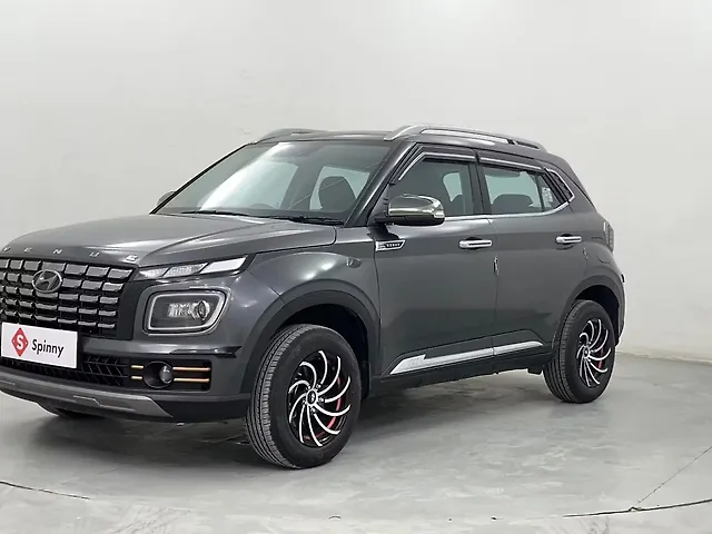 Used 2024 Hyundai Venue in Pune