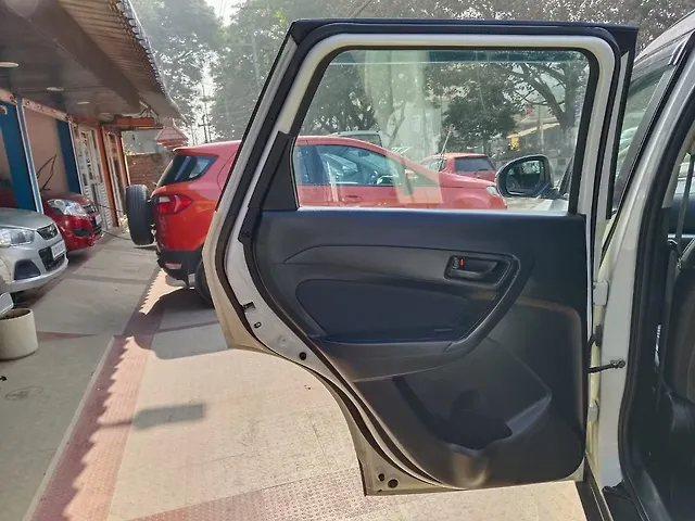 Used Maruti Suzuki Vitara Brezza [2020-2022] VXi in Guwahati