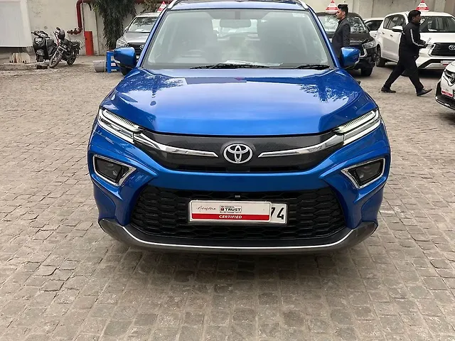 Used 2024 Toyota Urban Cruiser Hyryder in Delhi