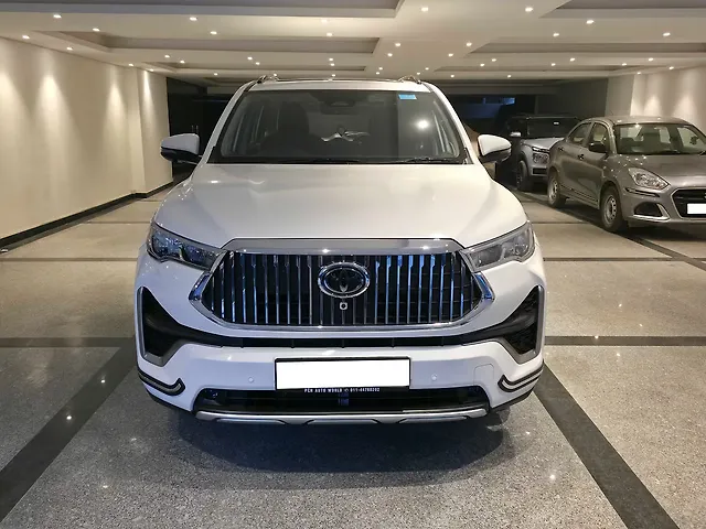 Used 2023 Toyota Innova Hycross in Delhi