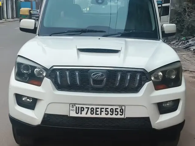 Used 2016 Mahindra Scorpio in Kanpur