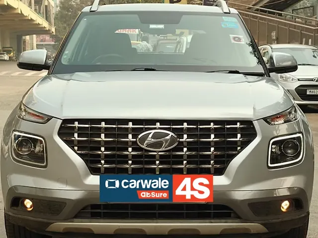 Used 2020 Hyundai Venue in Mumbai