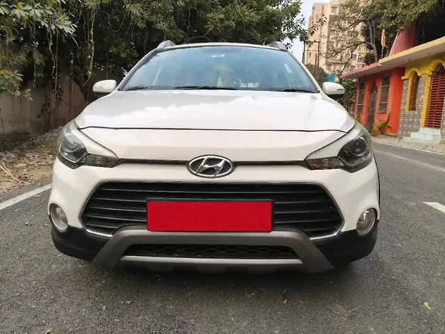 Used 2018 Hyundai i20 Active in Lucknow
