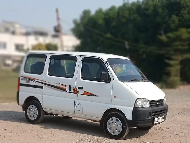 Used 2020 Maruti Suzuki Eeco in Surat