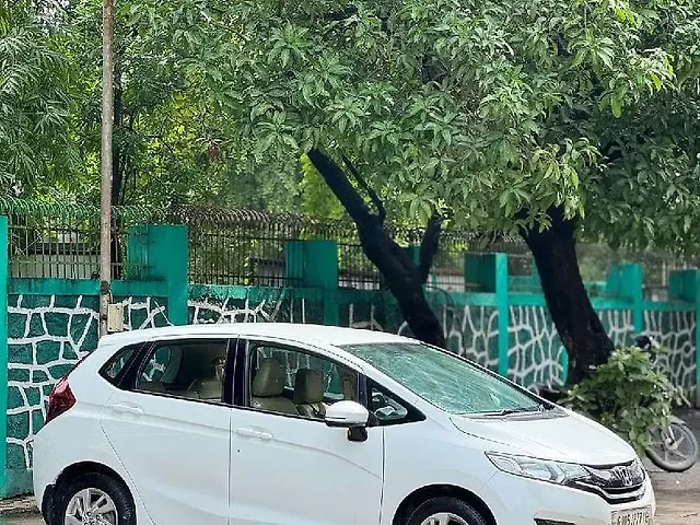 Used Honda Jazz [2015-2018] V Petrol in Surat