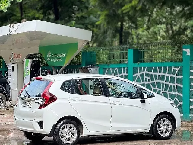 Used Honda Jazz [2015-2018] V Petrol in Surat