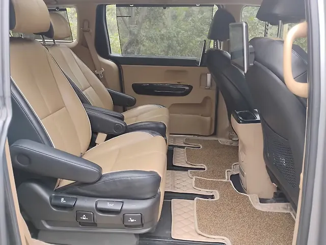 Used Kia Carnival [2020-2023] Limousine Plus 7 STR in Agra