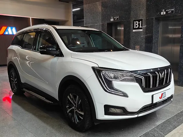 Used 2022 Mahindra XUV700 in Ahmedabad