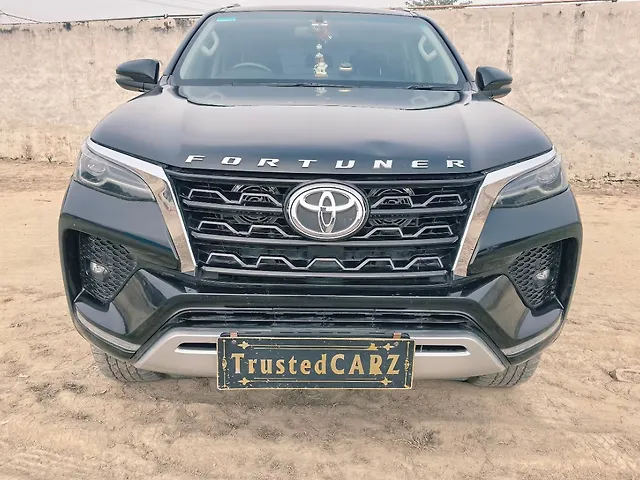 Used 2024 Toyota Fortuner in Lucknow