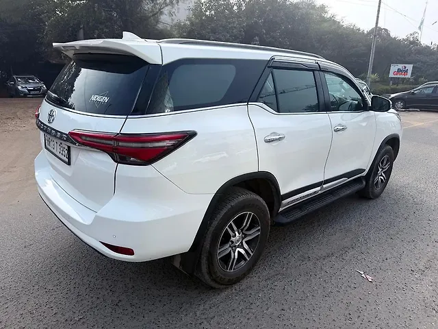 Used Toyota Fortuner 4x2 2WD Diesel 2.8L Turbo Automatic in Delhi