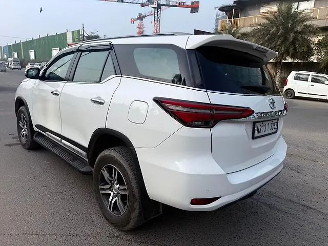 Used Toyota Fortuner 4x2 2WD Diesel 2.8L Turbo Automatic in Delhi