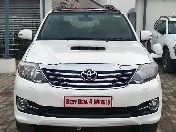 Used 2017 Toyota Fortuner in Faizabad