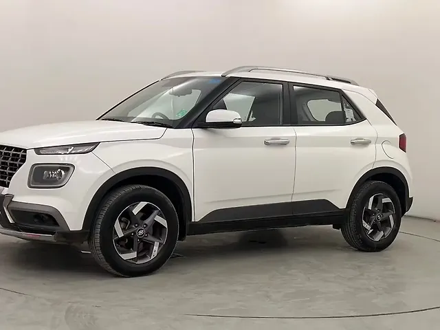Used 2021 Hyundai Venue in Pune
