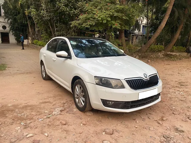 Used 2015 Skoda Octavia in Kolkata