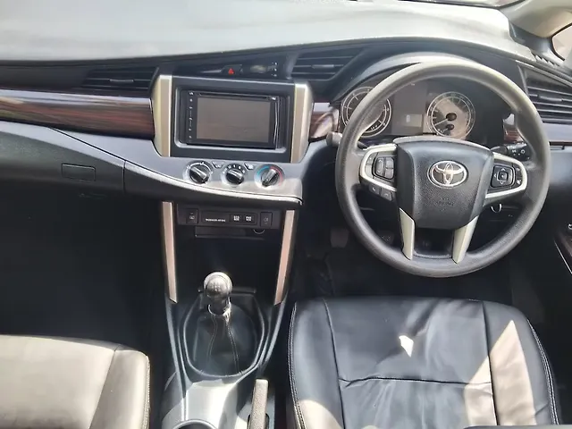 Used Toyota Innova Crysta [2016-2020] 2.4 G 7 STR in Bangalore