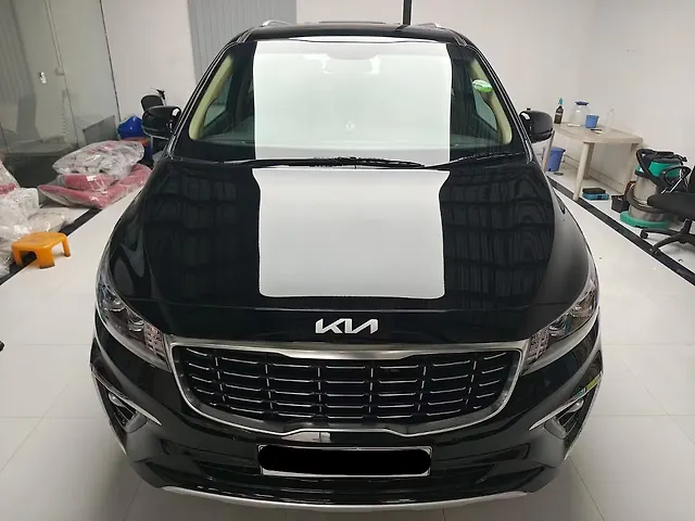 Used 2022 Kia Carnival in Bangalore