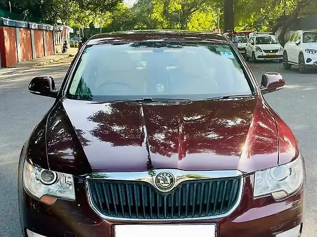 Used 2012 Skoda Superb in Delhi