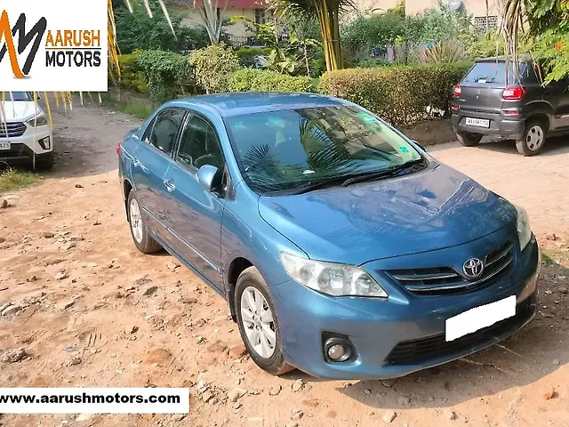 Used 2013 Toyota Corolla Altis in Kolkata
