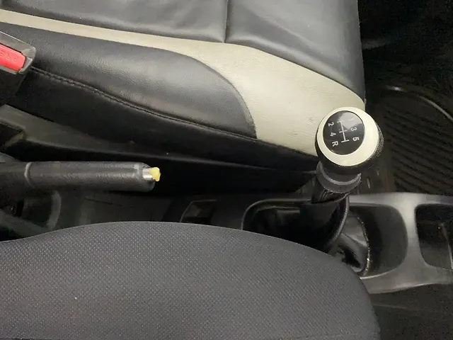 Used Maruti Suzuki Stingray VXi in Mumbai