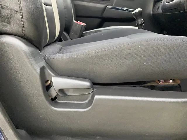 Used Maruti Suzuki Stingray VXi in Mumbai