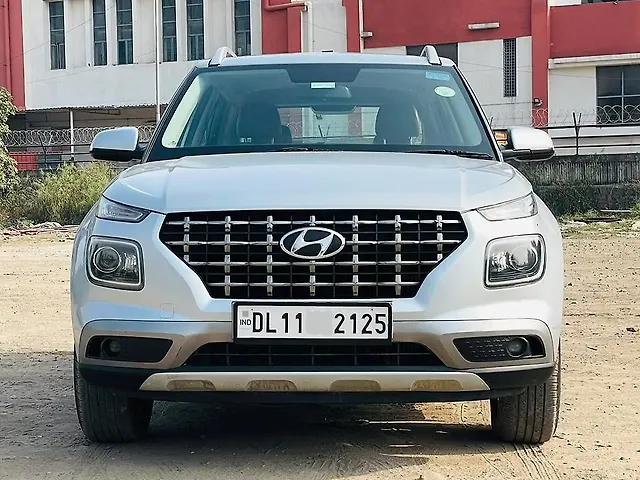 Used 2020 Hyundai Venue in Delhi