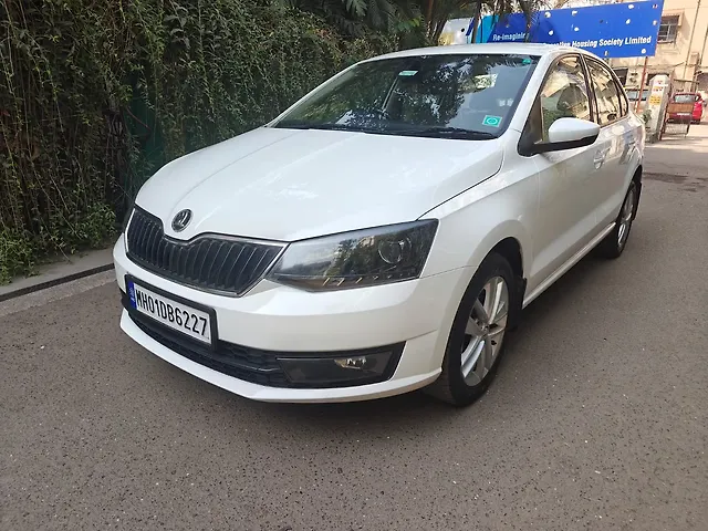 Used Skoda Rapid Style 1.6 MPI in Mumbai