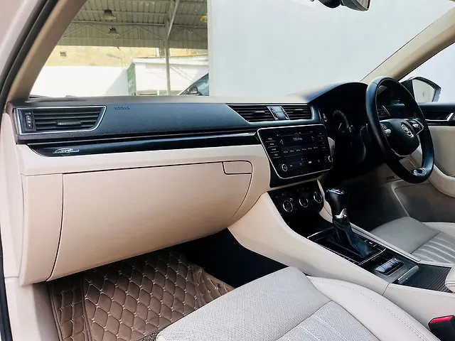 Used Skoda Superb [2016-2020] L&K TSI AT in Delhi