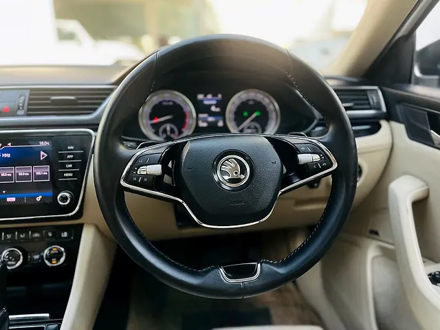 Used Skoda Superb [2016-2020] L&K TSI AT in Delhi